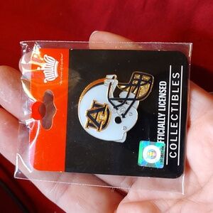 Auburn Tigers College Football Helmet Pin!